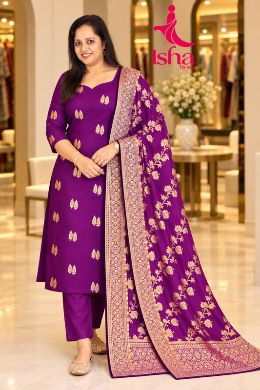 Siya Zari Buti Kurta Set with Banarasi Dupatta